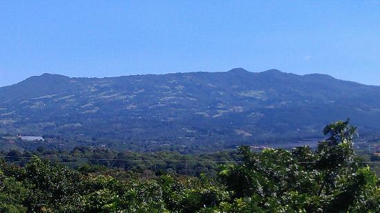 Volcán Barva y Las Tres Marías